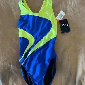 Women’s TYR swimsuit size 34, NWT!